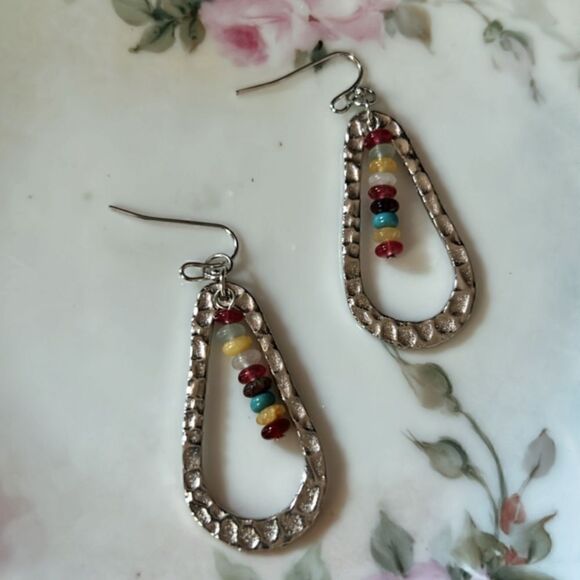 Beaded boho dangle earrings A62 - Picture 3 of 5